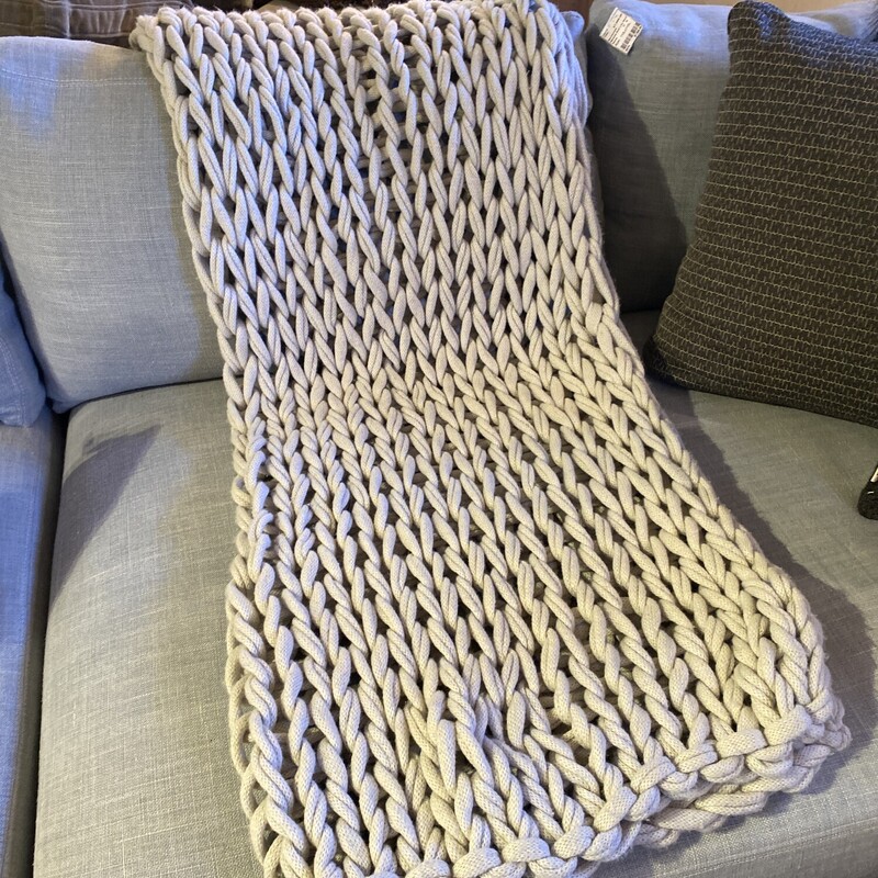 Chunky Knit Throw