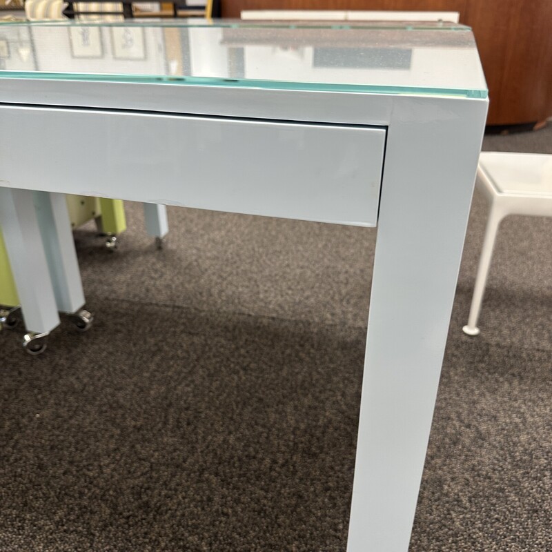 Lacquered Desk +Glass Top, Light Blue with One Drawer. No chair is included.
Size: 38x24x30