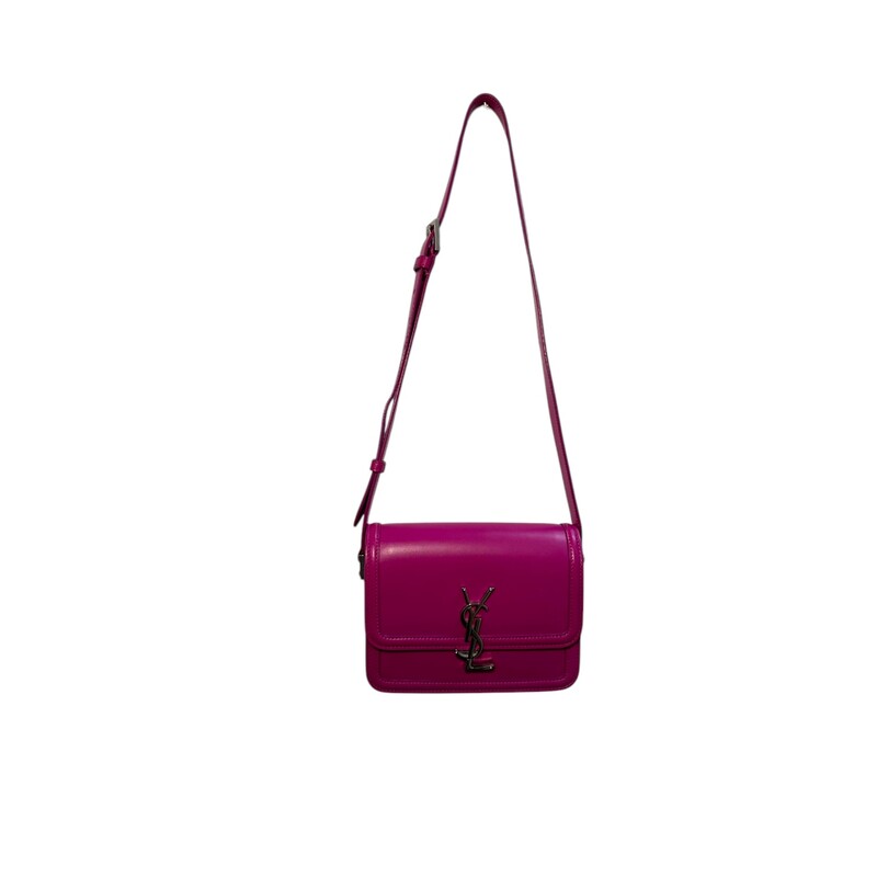 Saint Laurent Solferino Fuschia<br />
<br />
Style Code:BC1634306. 0820<br />
<br />
Dimensions:<br />
7Length<br />
5 Height<br />
<br />
Very Good condition. Some minor marks under the flap and minor corner wear.<br />
<br />
Does not come with the original dust bag or box.