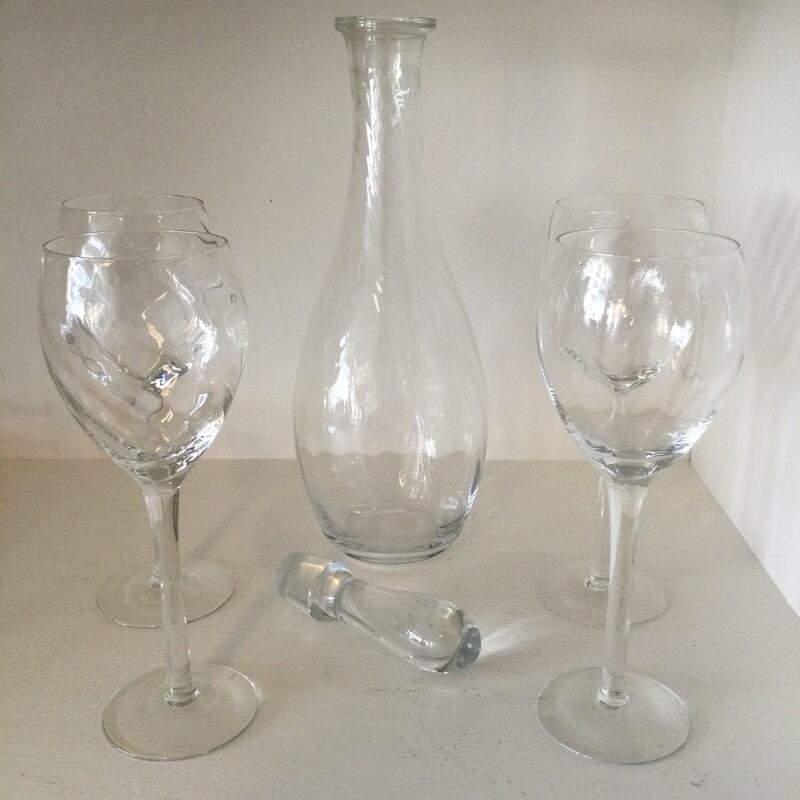 Glass Decanter & Stemware Set,
Clear,
Size: Set Of 5