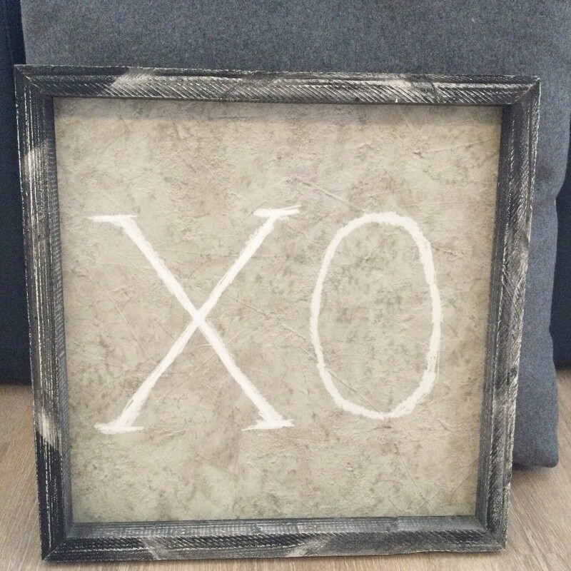 XO Wall Art,
Grey/White,
Size: 17 X 17 In