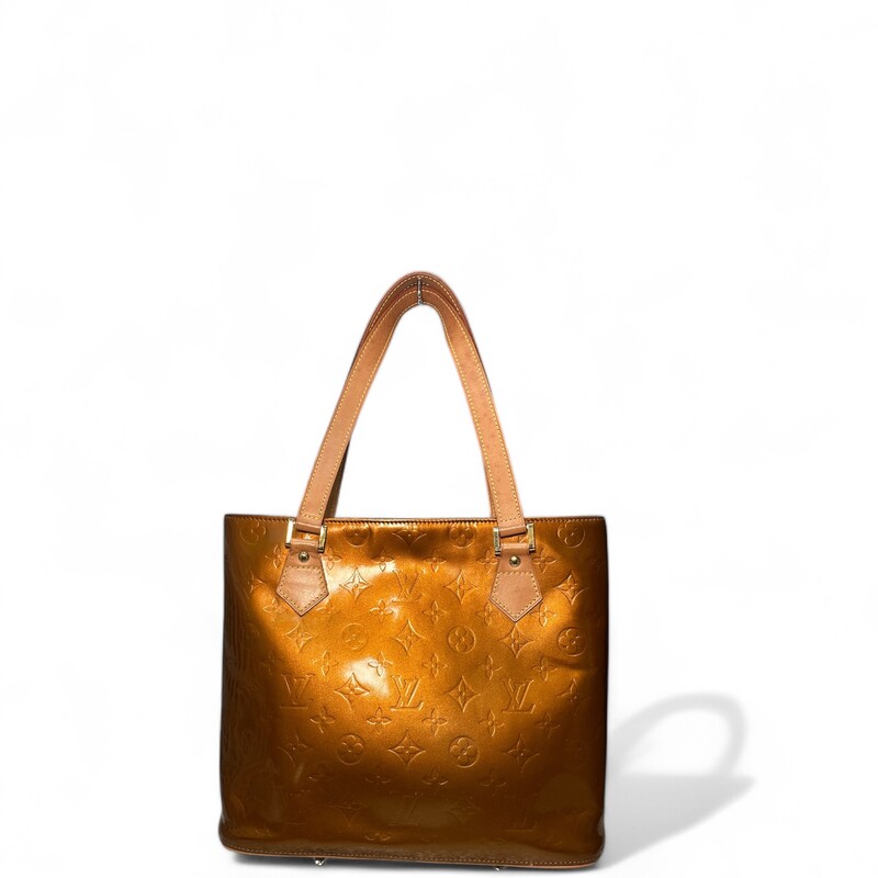 Louis Vuitton Houston Brown Vernis Tote

Date Code:LM1021

Dimensions:
Base length: 11.5 in
Height: 10 in
Width: 5.5 in
Drop: 7.5 in

Very Good condition. Some minor water marks on the leather .
Does not come with the original dust bag or box.