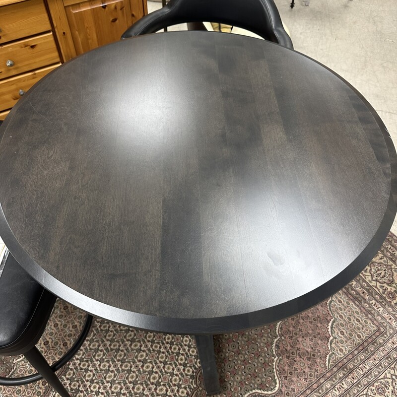 Round Black Pub Table, Retails from Jordans Furniture for $1,600! In like-new condition.<br />
Size: 36x36