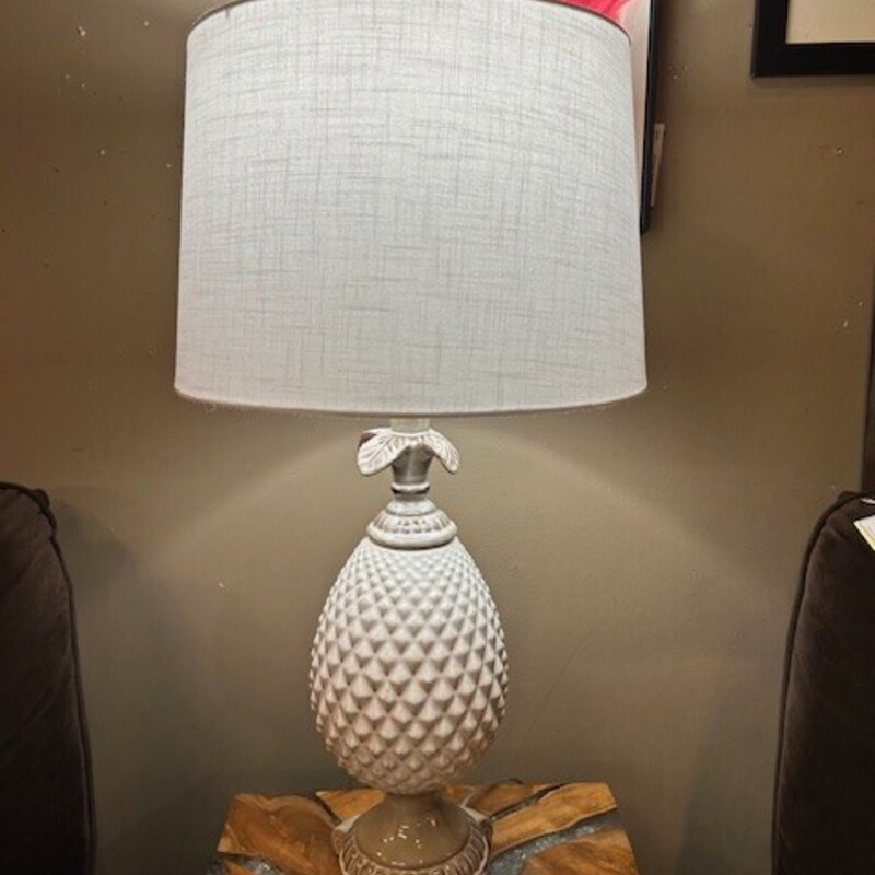 Ceramic Pineapple Base Lamp
Cream Tan Brown Size: 15 x 30H