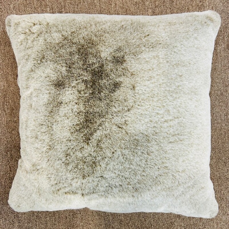 Soft Fur Square Pillow
Light Brown
Size: 17 x 16