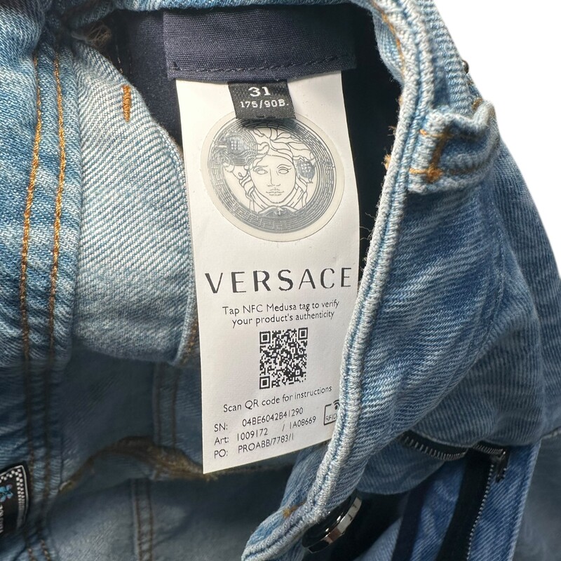 Versace All Over Logo Denim Straight Jeans<br />
<br />
Size 31