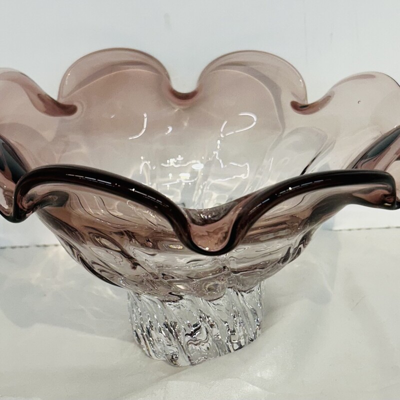 Heavy Floral Glass Bowl
Purple Clear Size: 10 x 5.5H