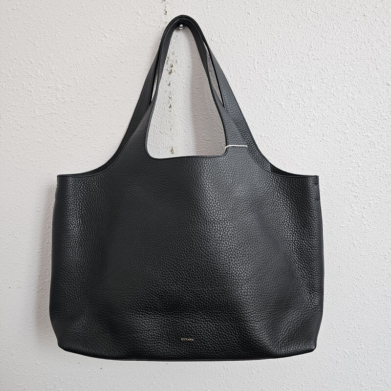 Cuyana Leather