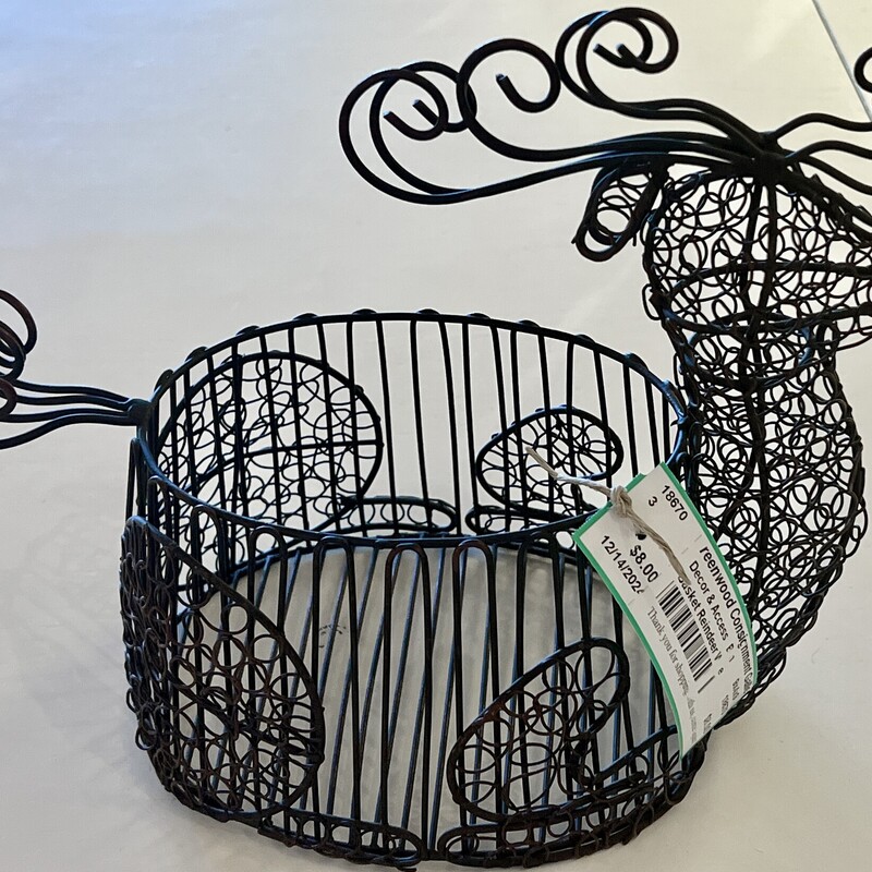 Basket Reindeer Wire