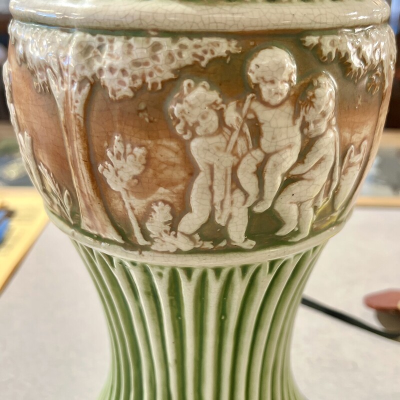 Vase Roseville Donatello