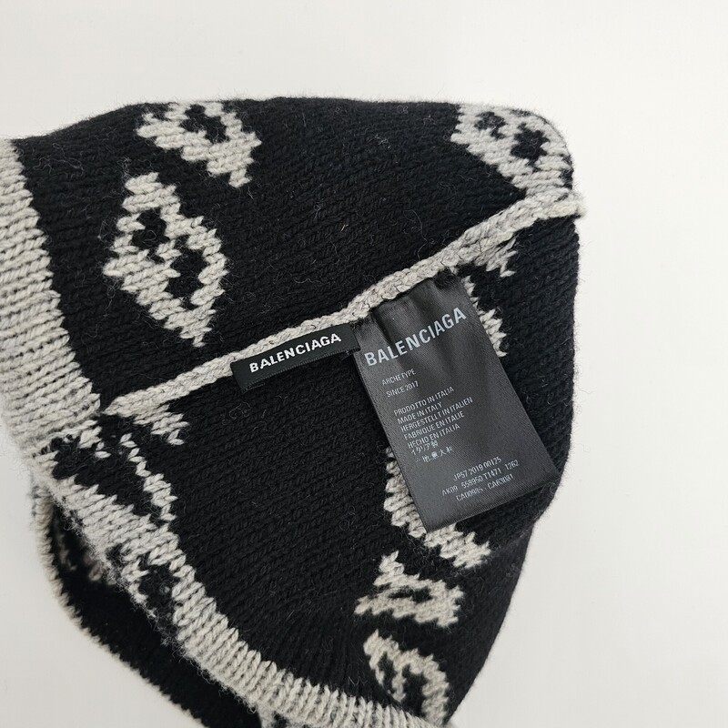 Balenciaga, Greyblk, Size: Beanie