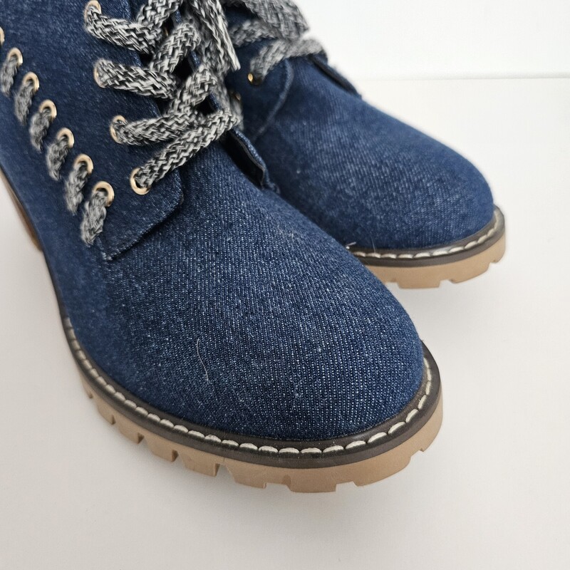 Comfort, Denim, Size: 9