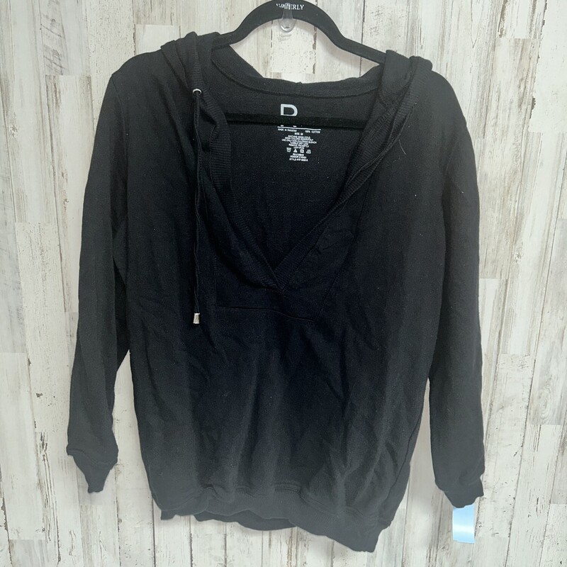 M Black V Cut Pullover