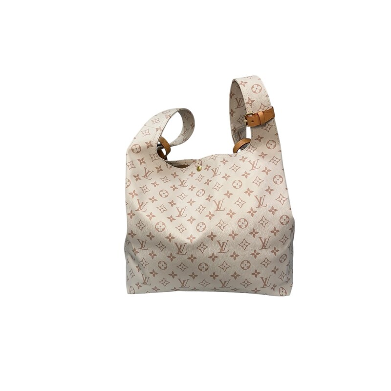 Louis Vuitton Atlantis Hobo Other Monogram Canvas<br />
<br />
Date Code: Chipped comes with entrupy certificate.<br />
<br />
Dimensions:<br />
13.4 x 13.4 x 5.3 inches<br />
(Length x Height x Width)<br />
<br />
In excellent condition.<br />
<br />
Comes with original dust bag. No box.