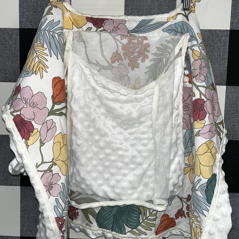 White Floral Carseat Cove, White, Size: B-Gear