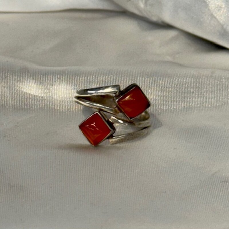 925 Double Carnelian Ring
Orange Silver Size: 7.5