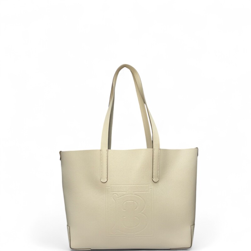 Burberry Thomas Burberry Logo Pebble Leather Tote

Off White Color

Style number : 8019626

Dimensions: 13 L x 12H

In very good condition. Very minor mark on the back

Does not come with original dust bag or box