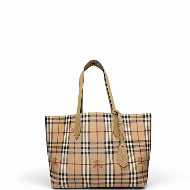 Burberry Haymarket Check Reversible Tote

Dimensions: 13 L x 11H

In very good condition. Some corner wear. Some interior pen marks.

Does not come with original dust bag or box