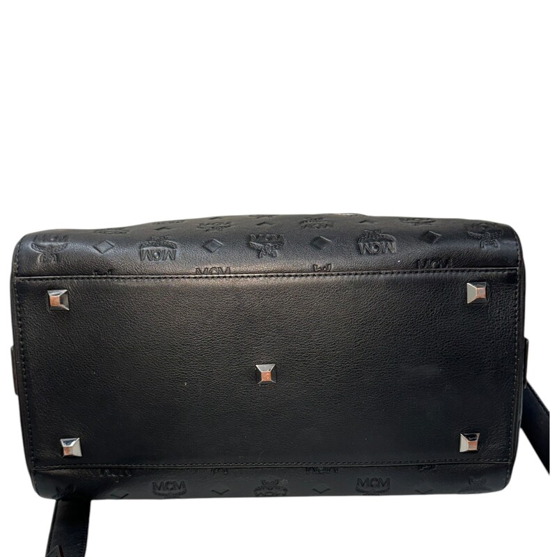 MCM  Black Essentials Boston Duffle With Detachable Strap<br />
<br />
Dimensions: Length: 12 x Heigth: 8<br />
<br />
Very good condition. Some handle wear. some minor scratching on hardware.<br />
<br />
Does not come with original dust bag or box.