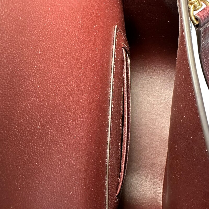 Mulberry Darley Satchel Crossbody In Plum<br />
<br />
Dimensions: 5 H x 6 L<br />
<br />
In Excellent condition. Like new<br />
<br />
Does not come with original dust bag or box