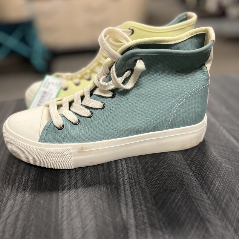 Green 2tone Shoes, Size: 7