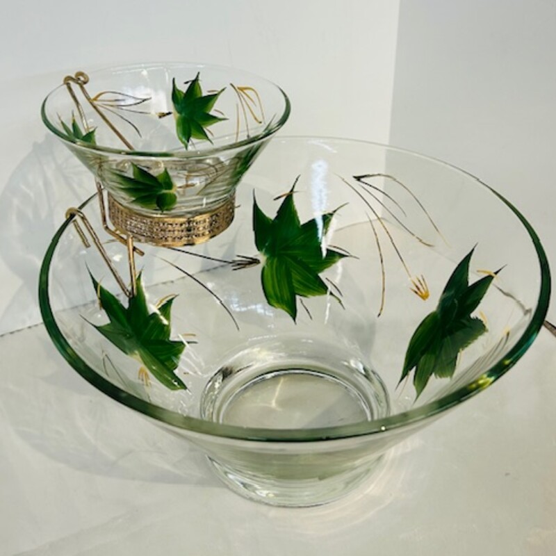 MCM Glass Leaf Painting Chip N Dip Dish
Clear Green Gold
Size: 10.5 x 8.5H
3 pieces