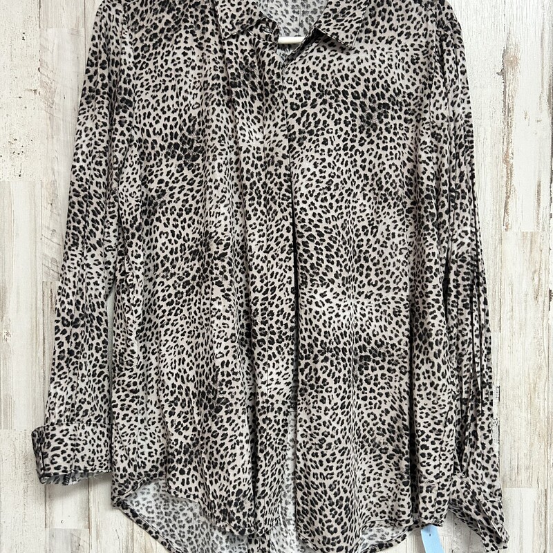 L Grey Leopard Button Up