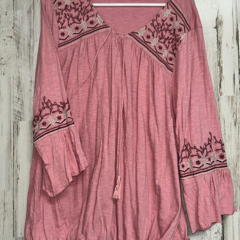 XL Pink Embroider Top