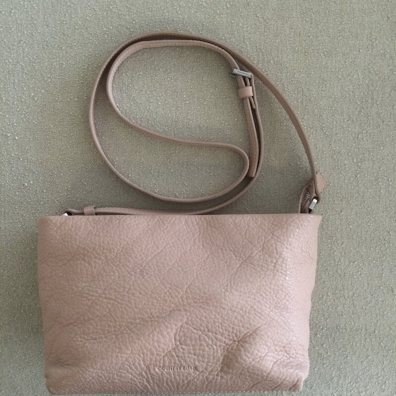 Country Road Genuine Leather Shoulder Bag,
Pink
Size; 10.5 x 6 In