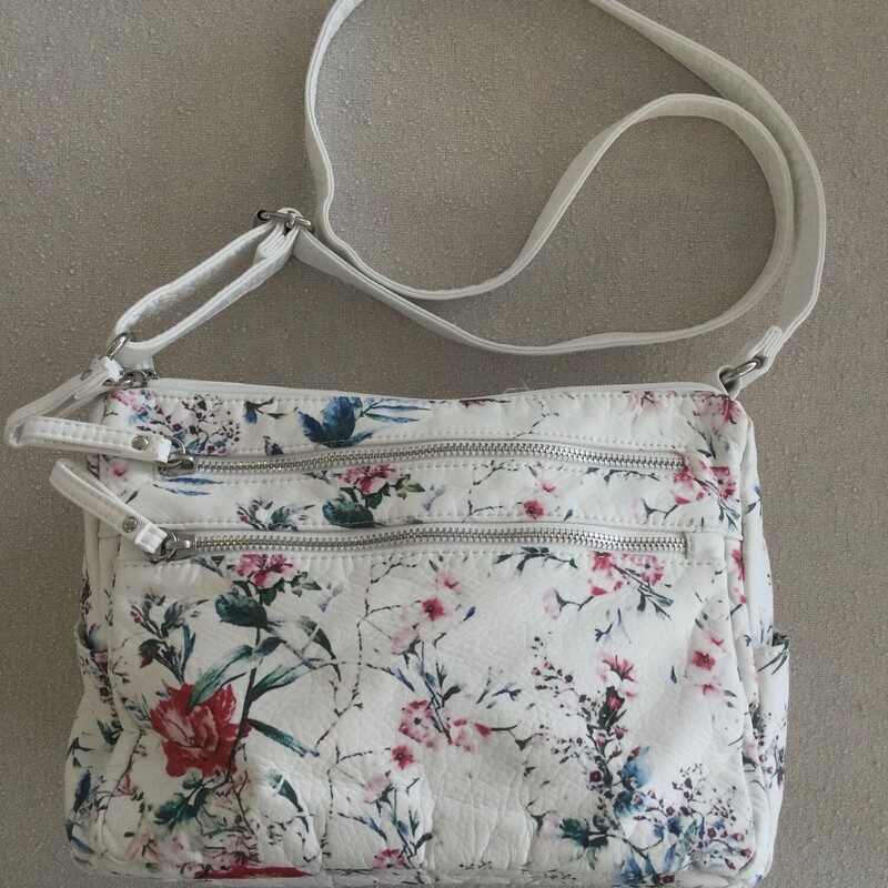 Bueno Shoulder Bag,
Floral/Multi,
Size: 11 X 9.5 I