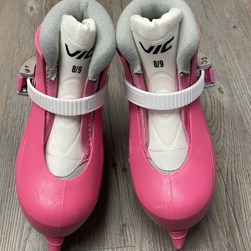 Vic Hockey Skates, Pink, Size: 8-9T
Excellent  Condition