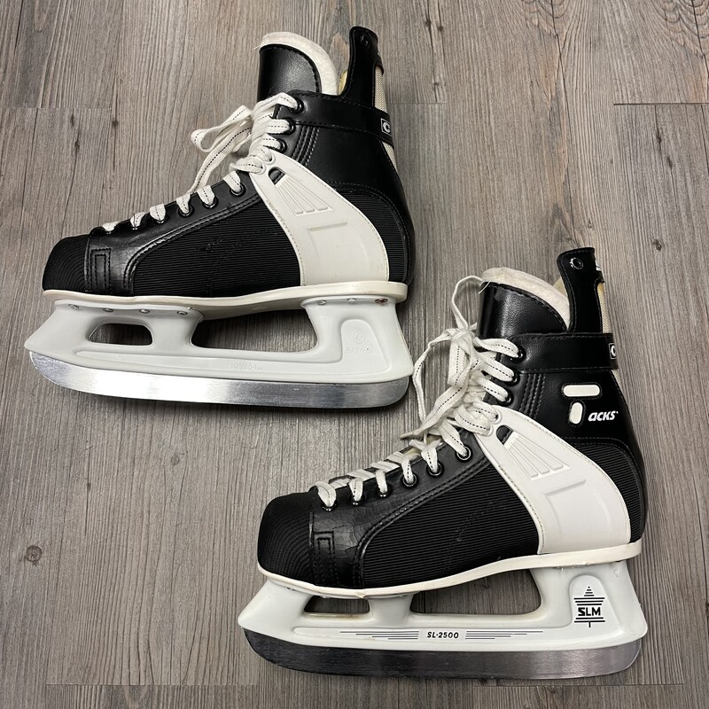 CCM Tack Slim Hockey Skates Senior, Black, Size: 6Y