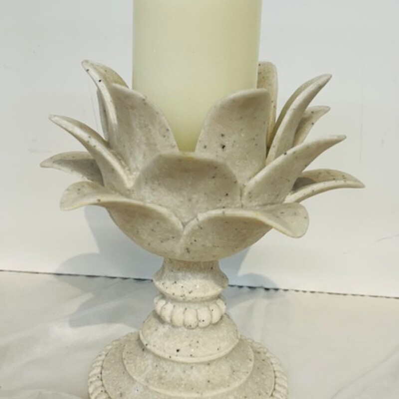 Stone Look Pedestal Floral Candleholder with Candle
White Gray Cream
Size: 9 x 12H