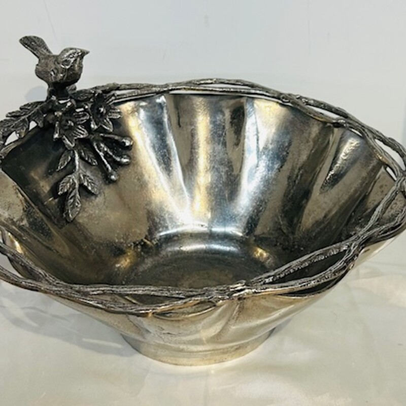 Branch & Bird Silver Bowl
Silver
Size: 13 x 12 x 7H