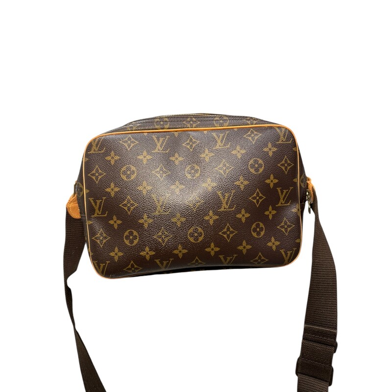 Louis Vuitton Reporter Monogram PM<br />
<br />
Date Code: SP1003<br />
<br />
Dimensions:<br />
11W x 8H x 4.5D<br />
12-21 handle drop<br />
13-22 strap drop<br />
<br />
In good condtion.  Light vintage odor in the interior.<br />
<br />
Does not come with the original dust bag or box.