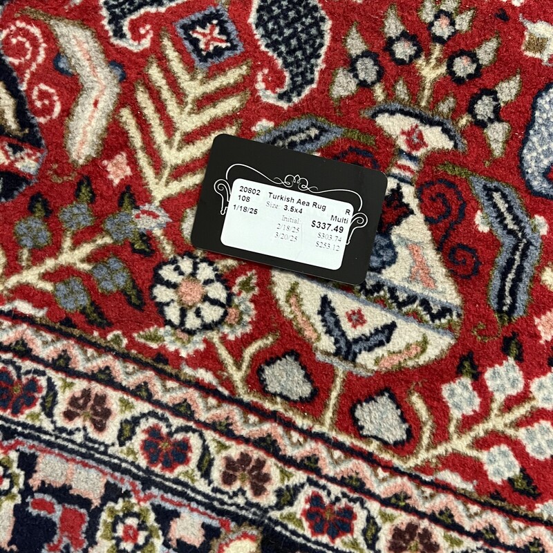 Turkish Aea Rug
Hand knotted wool
Multi colored
3.5ft x 4 ft