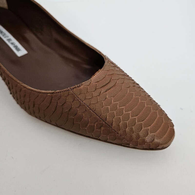 Manolo Blahnik, Brown, Size: 40.9/9.5