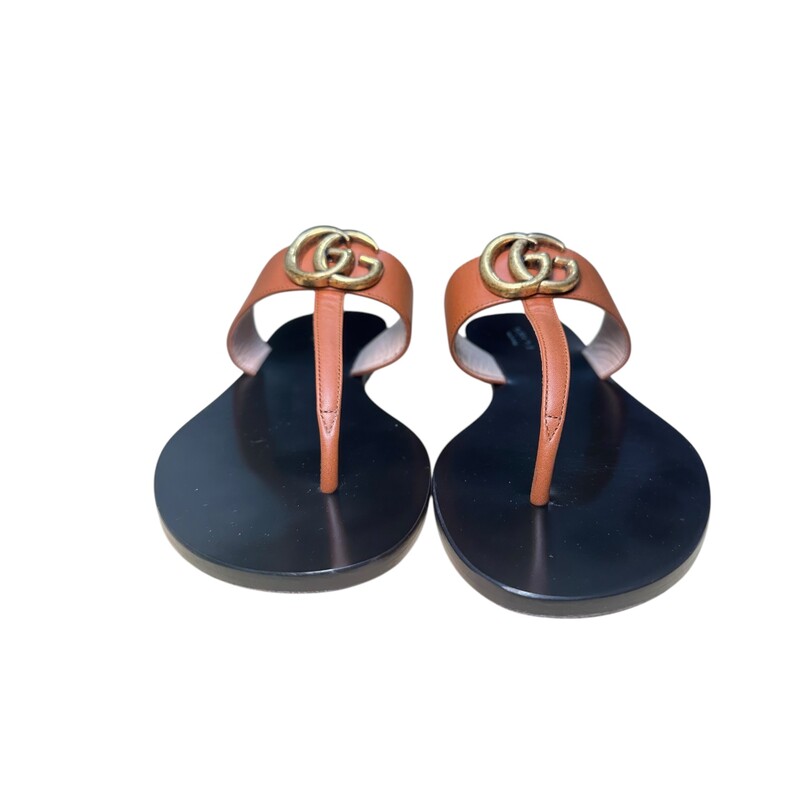 Gucci Marmont Sandals Brown

Size: 36

In very good condition. Light wear to the soles and tarniching to the hardware.

Comes with original dust bag and box.