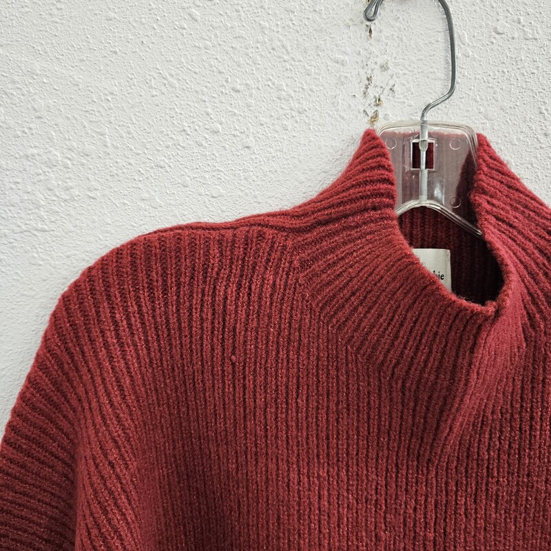 Abercrombie, Burgundy, Size: Small