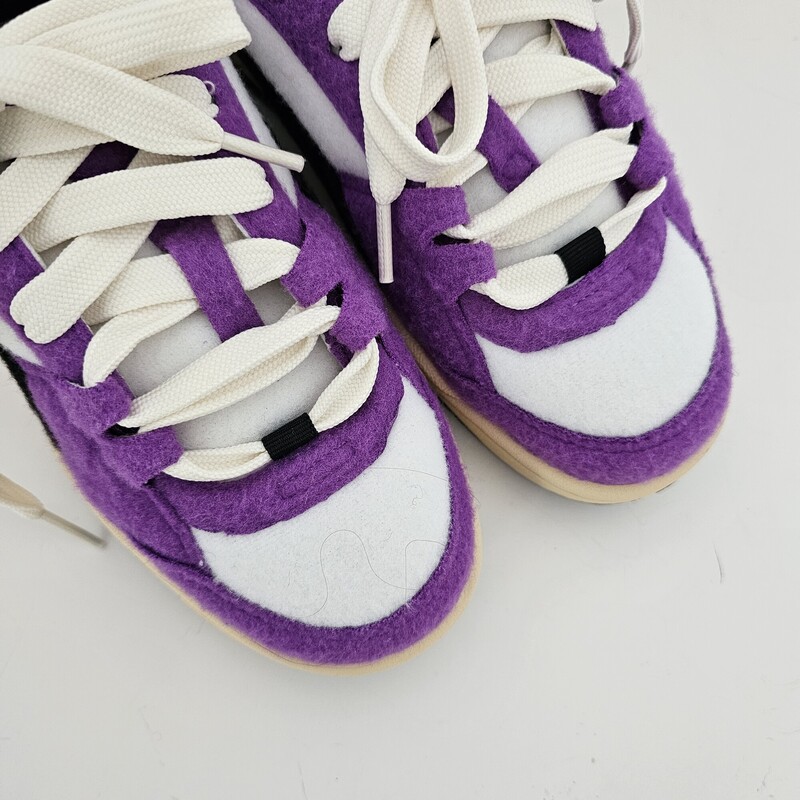 Puma, Purple, Size: 6