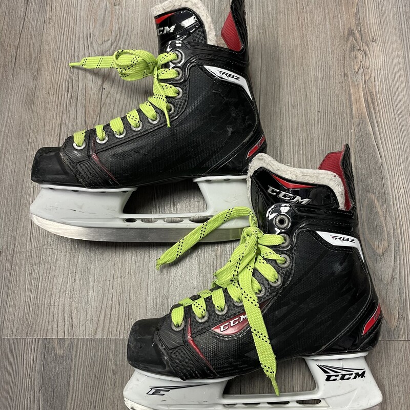 CCM RBZ Hockey Skates, Black, Size: 2.5Y