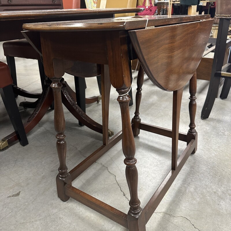 Wood Dropleaf Table, Brown
Size: 30x29in