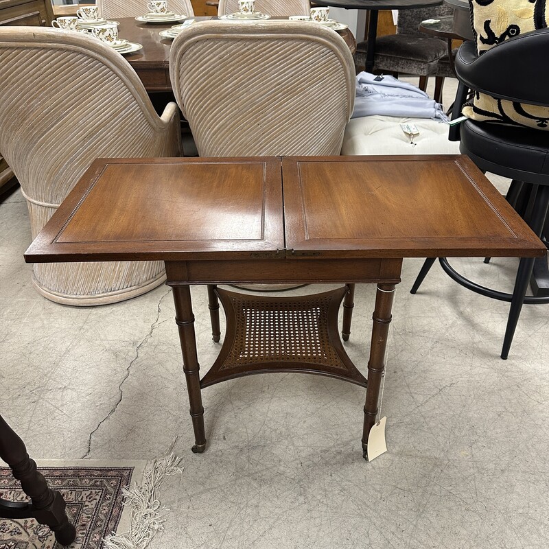 Folding Top Wood Wicker Table, Brown
Size: 38x19x25