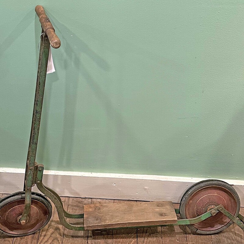 Vint Metal/Wood Scooter