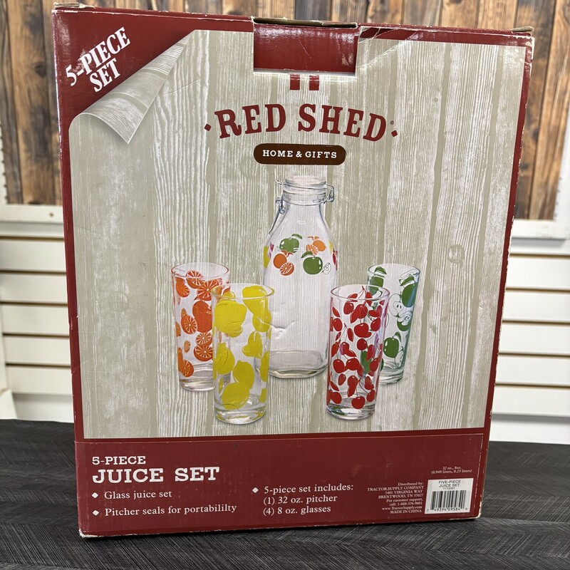 NWT Red Shed Juice Set