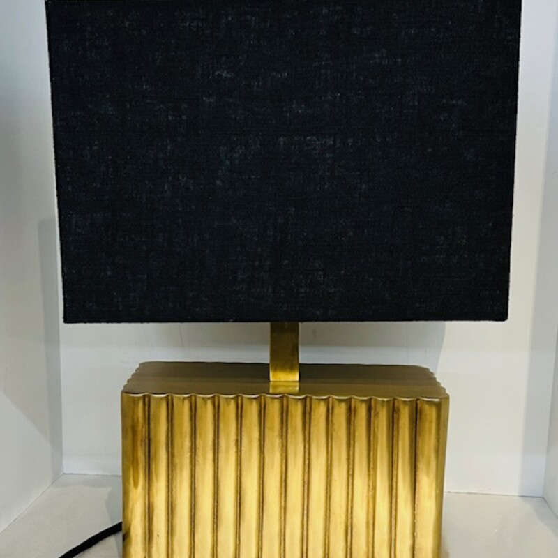 Arhaus Carlisle Table Lamp
Gold Black Size: 13 x 18.5H
Matching lamp sold separately