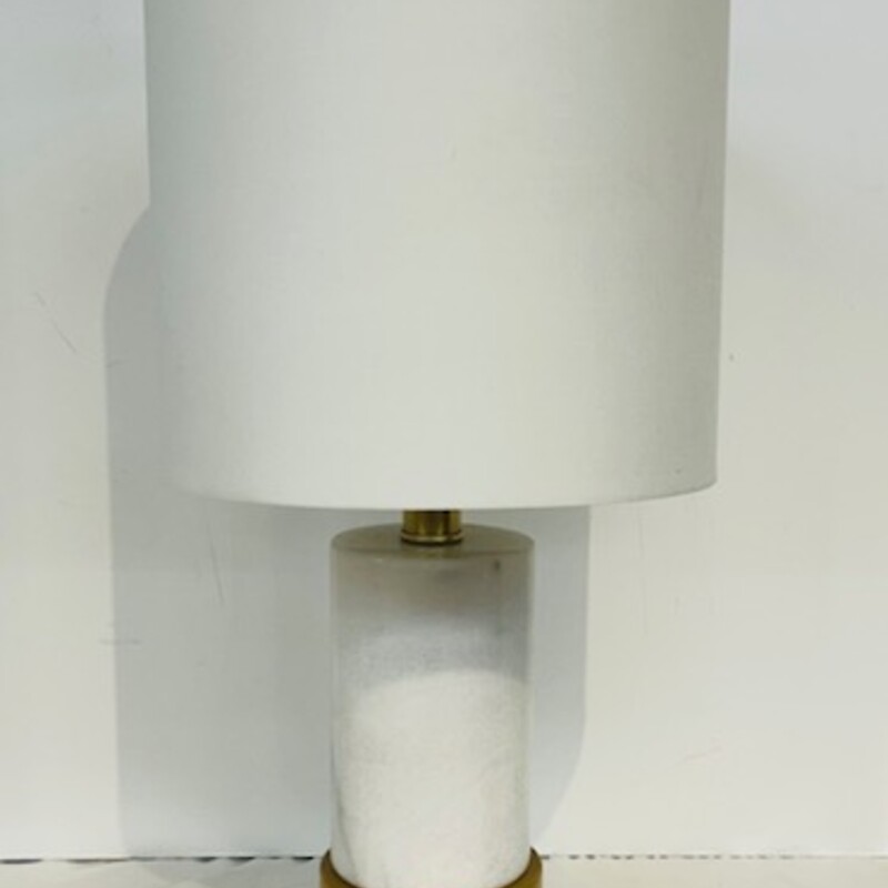 Marble Modern Base Lamp
White Gold Size: 9 x 19.5H