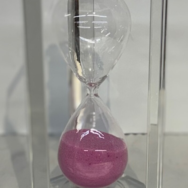 Crystal Hourglass
Clear Pink
Size: 4x7.5H