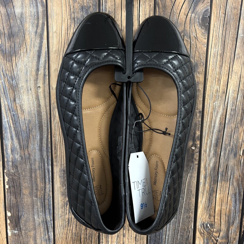 NWT Black Shoes, Size: 9.5