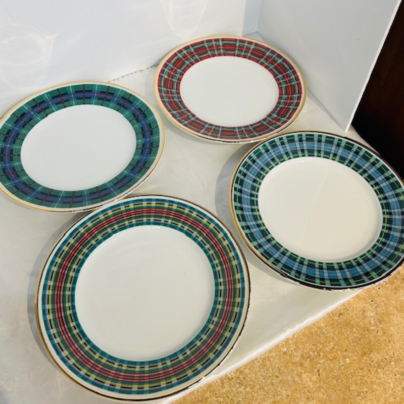 Set of 4 Williams Sonoma Tartan Plates
White Green Blue Red Size: 9diameter
Matching set of 4 sold separately